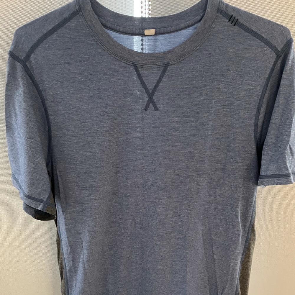 Light blue lulu metal vent tech 2.0 with grey sides